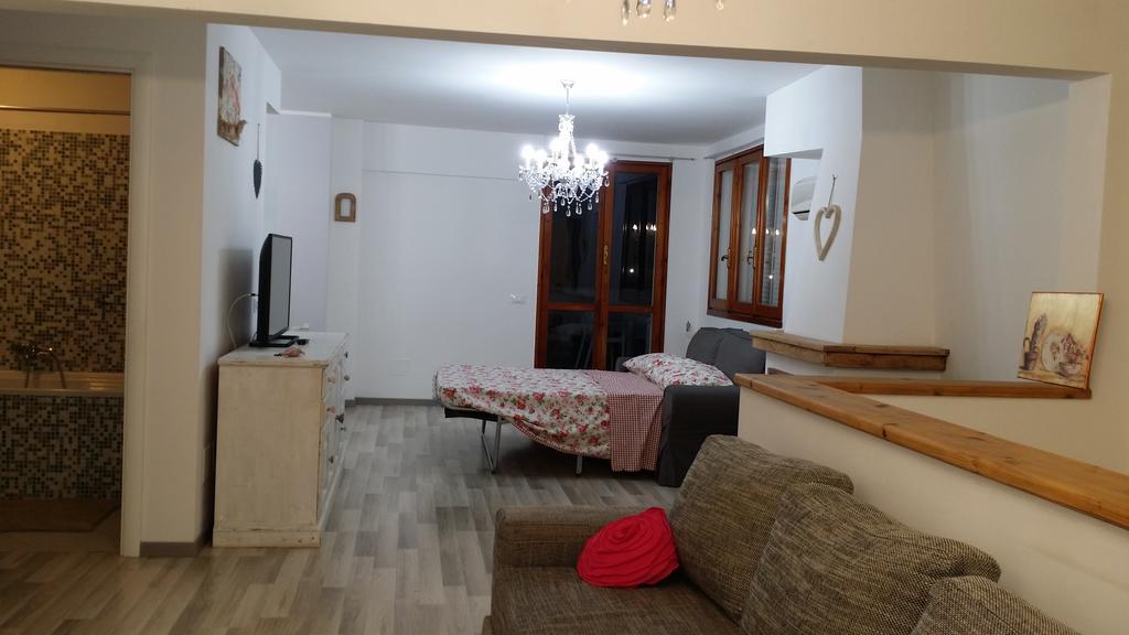 Appartement Superattico Panoramico à Castel Fusano Chambre photo